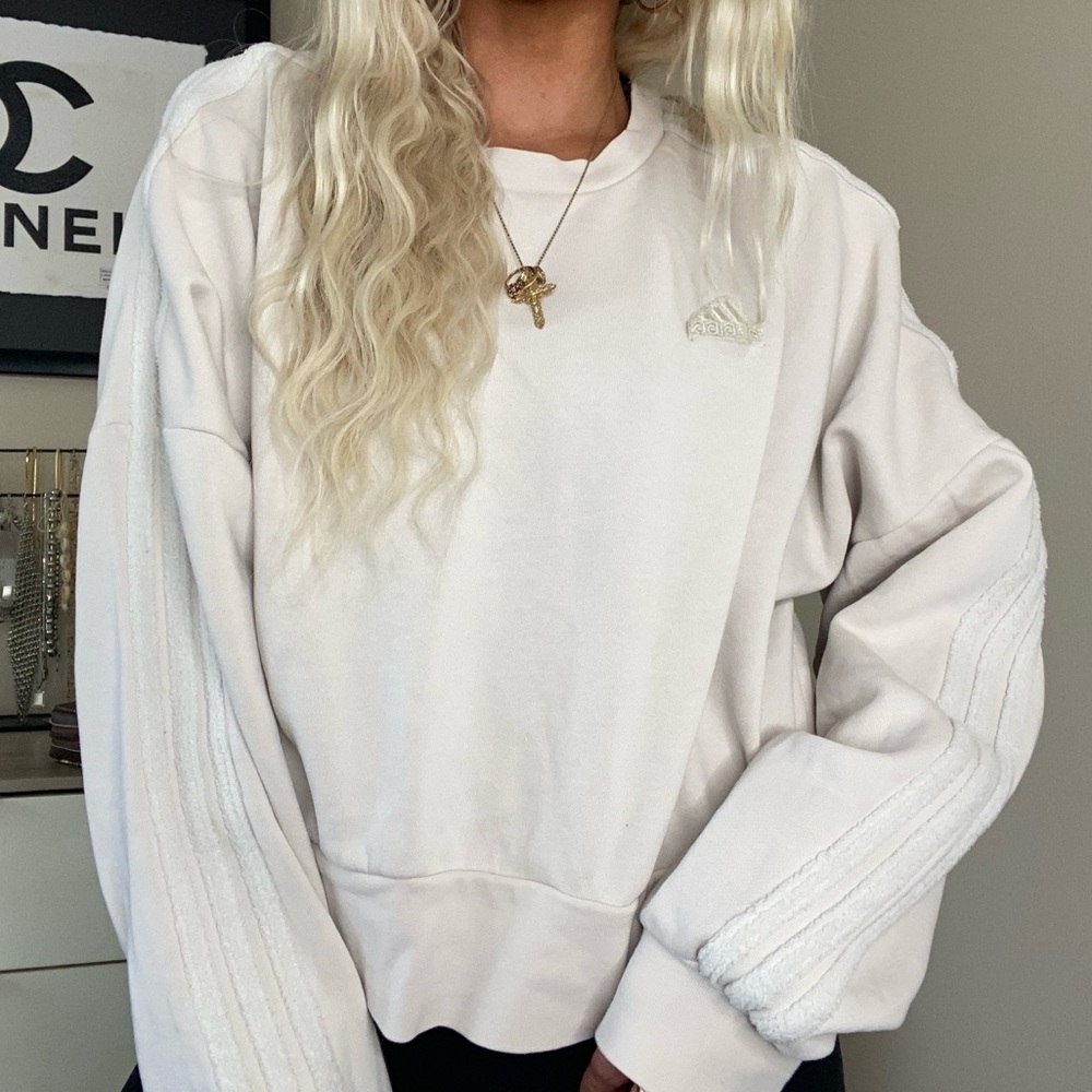 Adidas Cropped Cream Sweatshirt